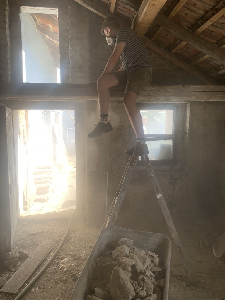Z hospodářského stavení se rodí prostor s duší